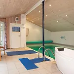 Дом отдыха 12 Person Holiday Home In Vaeggerlose-By Traum