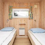 4 Star Holiday Home In Vaeggerlose Bøtø By