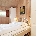 4 Star Holiday Home In Vaeggerlose